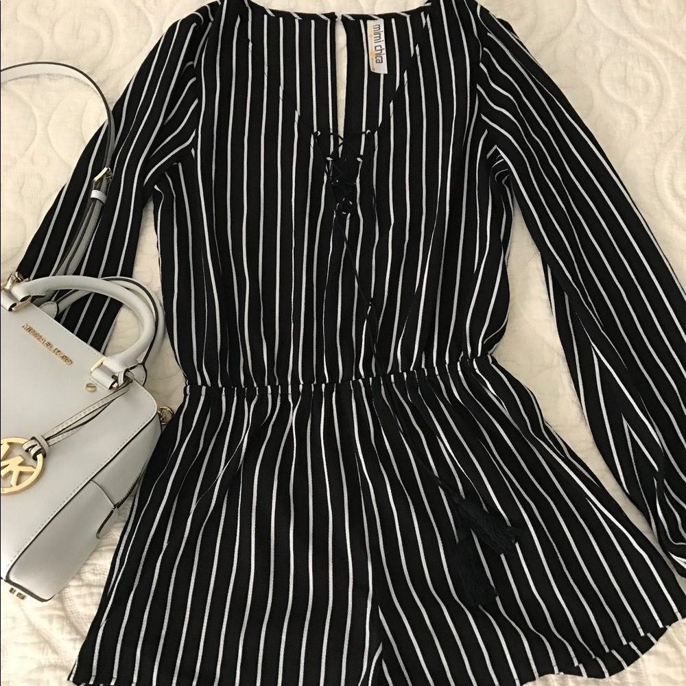 Romper - Picture 2 of 7